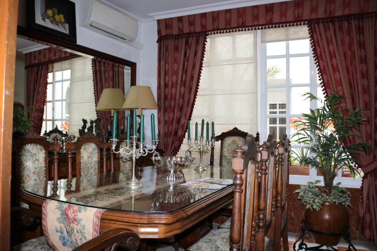 לינה וארוחת בוקר מונטיה Boutique House Lujopobre מראה חיצוני תמונה